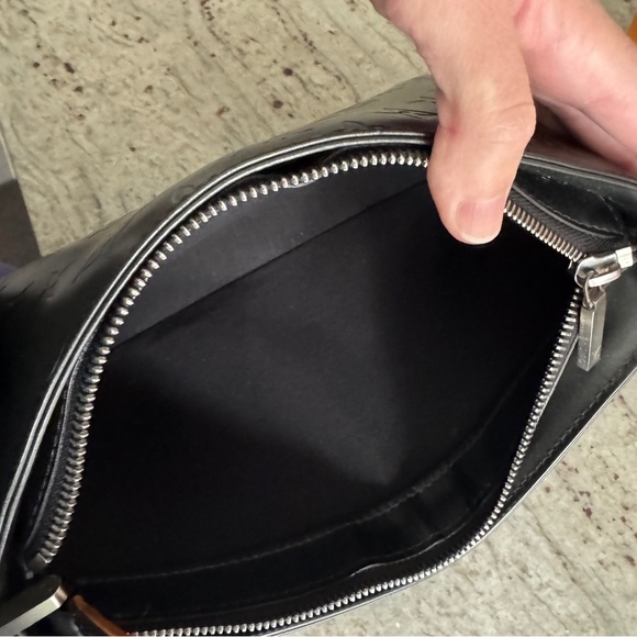 LOUIS VUITTON | Vintage metallic gray leather monogram shoulder bag - Picture 9 of 13